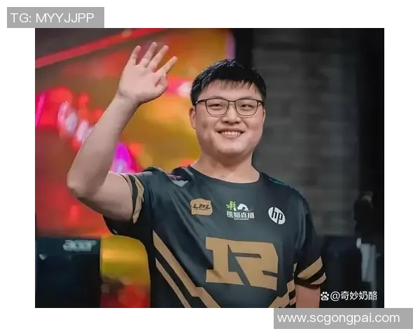 名人堂选手专属皮肤首次亮相引发玩家热议与期待 名人堂选手专属皮肤首次亮相引发玩家热议与期待